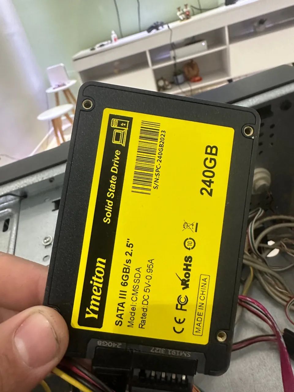 SSD Ymeiton 240GB SATA III 2.5" - usado 