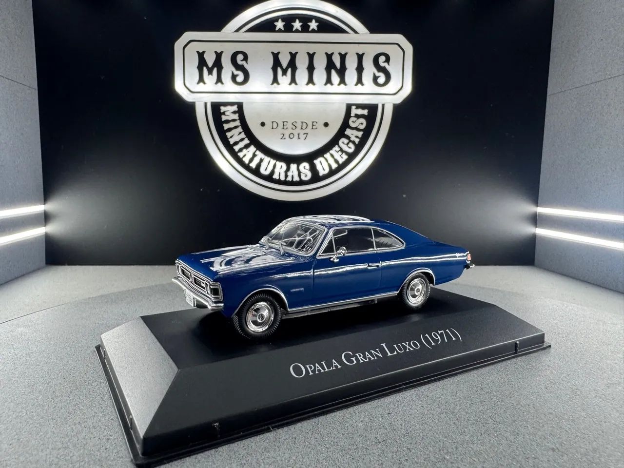 Miniatura Opala Gran Luxo 1971 - escala 1/43