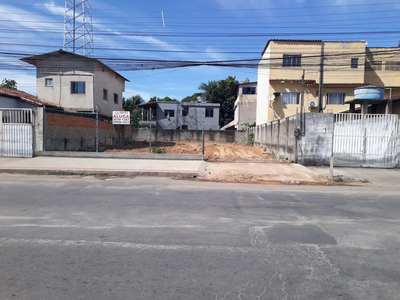 Imóvel para aluguel tem 500 metros quadrados em Cobilândia - Vila Velha - ES