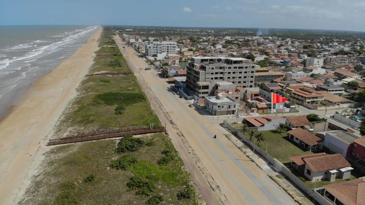 Casa toda mobiliada debaixo do chalé na primeira quadra da praia de Guriri ES - Foto 8