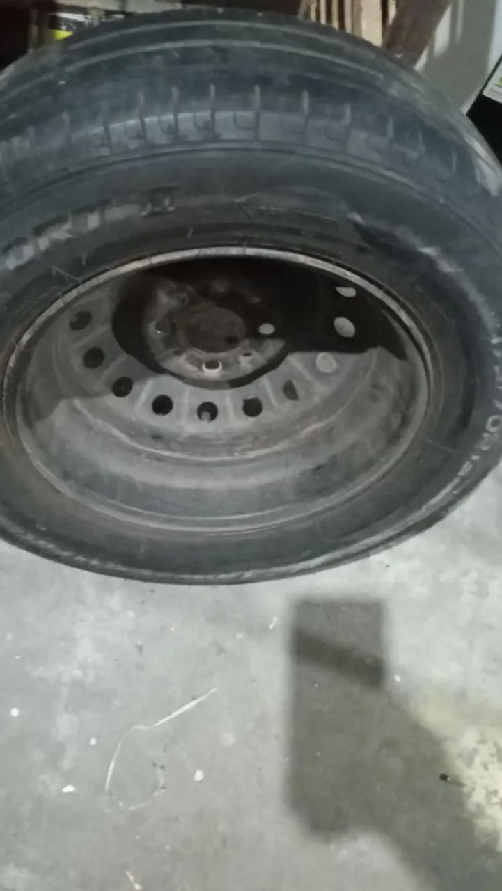 Roda de Ferro aro 13 para Fiat com pneu  - Foto 2