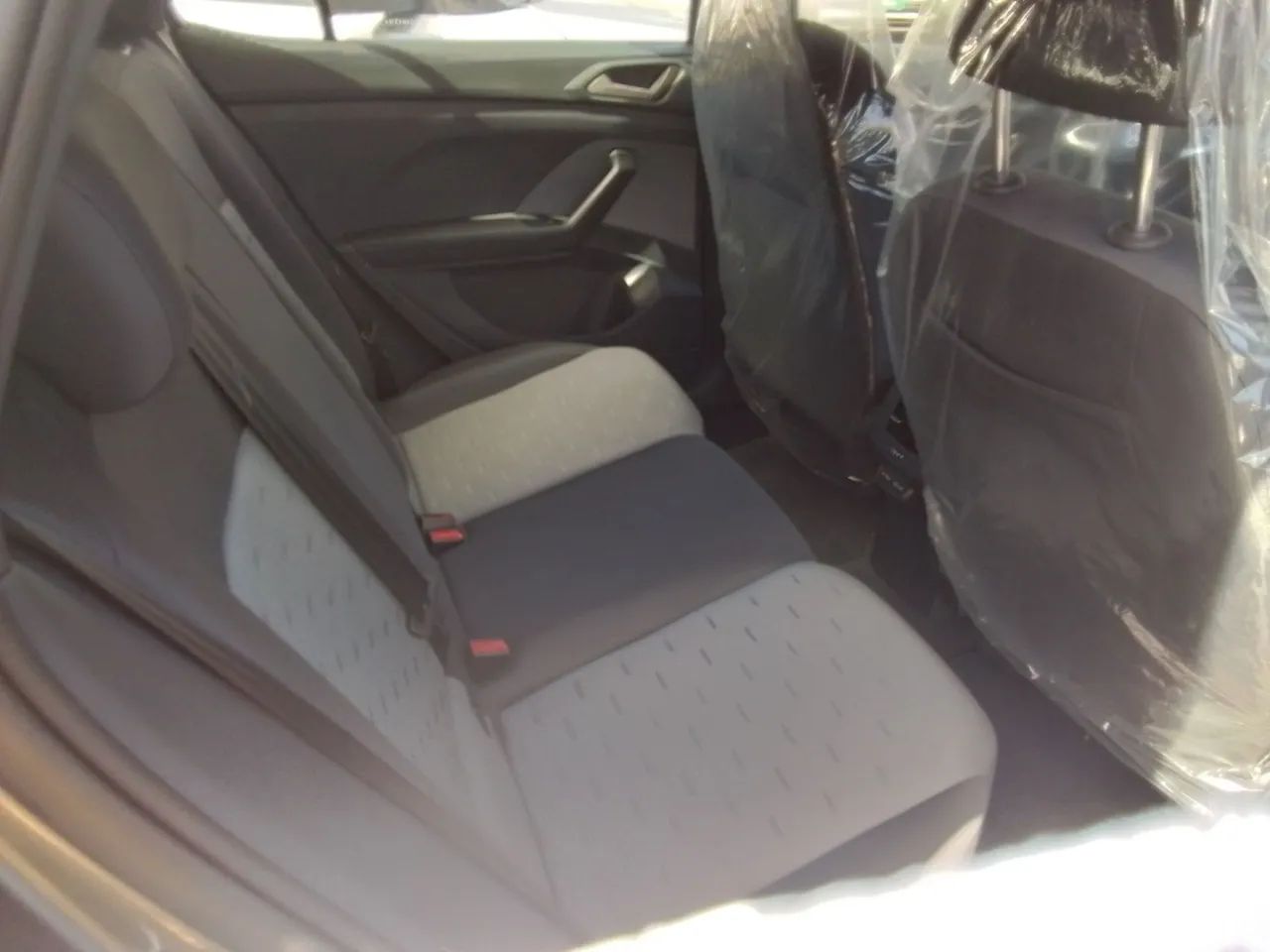 Volkswagen T-cross 2024 1.0 200 tsi total flex comfortline automático - Foto 8