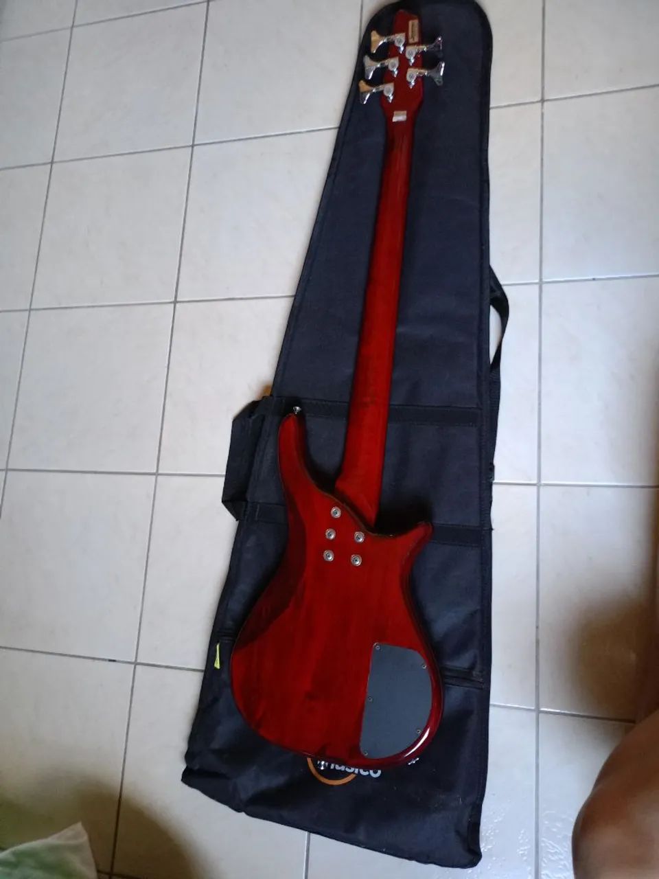 Contra Baixo Strinberg para canhoto  - Foto 5