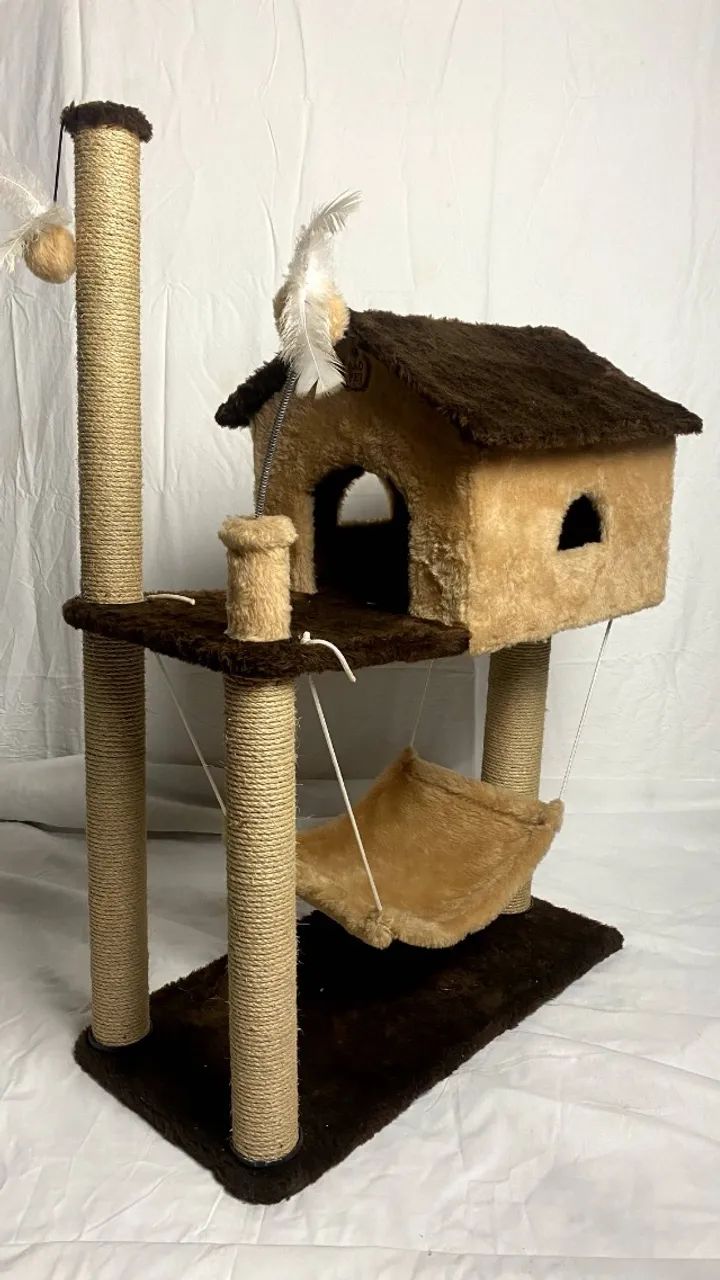 Arranhador São Benedito Pet House Marrom