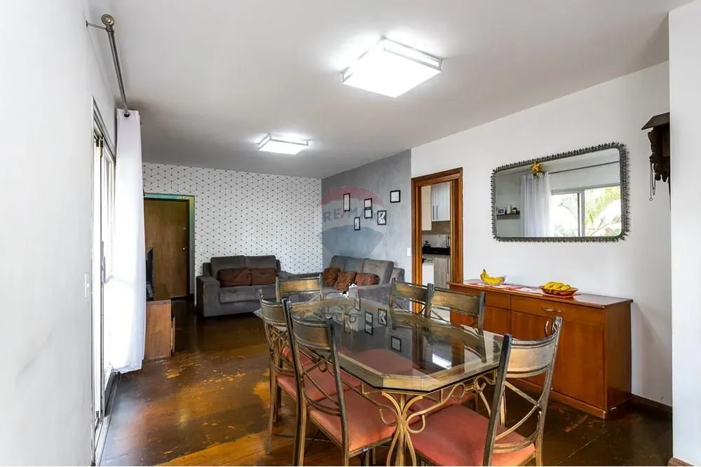 Apartamento à Venda na Pompéia na Zona Oeste de São Paulo com 3 dormitórios e com 115m².