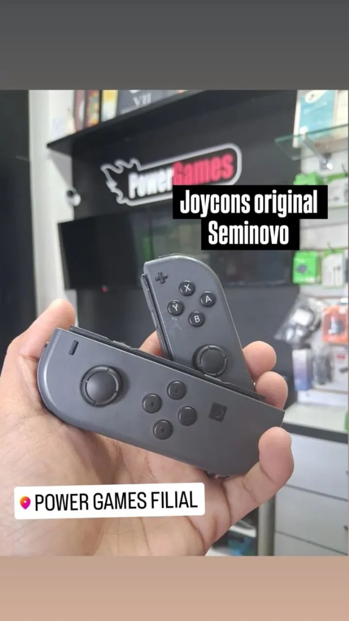PAIR OF SEMI-NEW JOYCONS - ORIGINAL