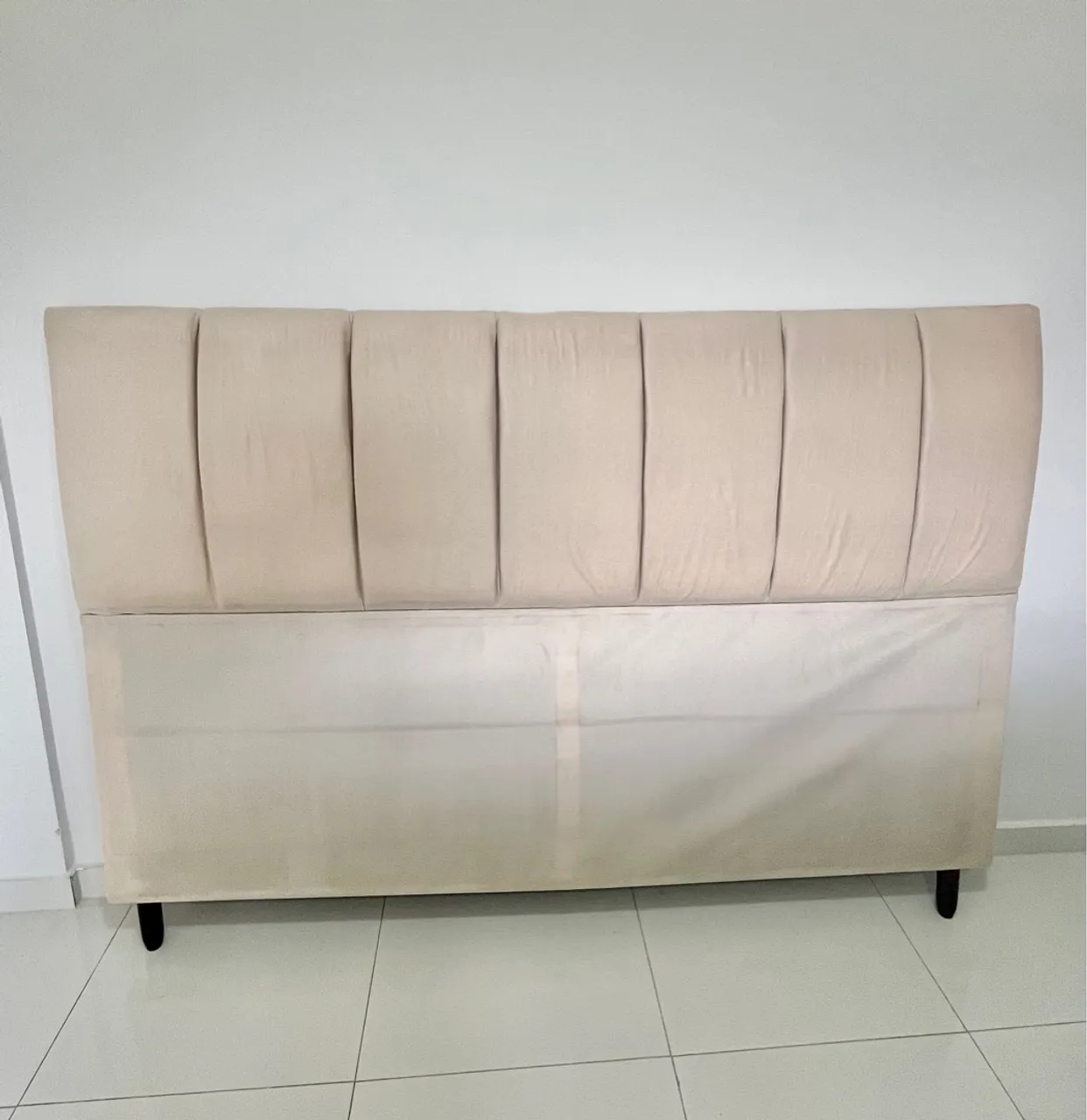 Cabeceira para cama Quinze Size Estofada Bege