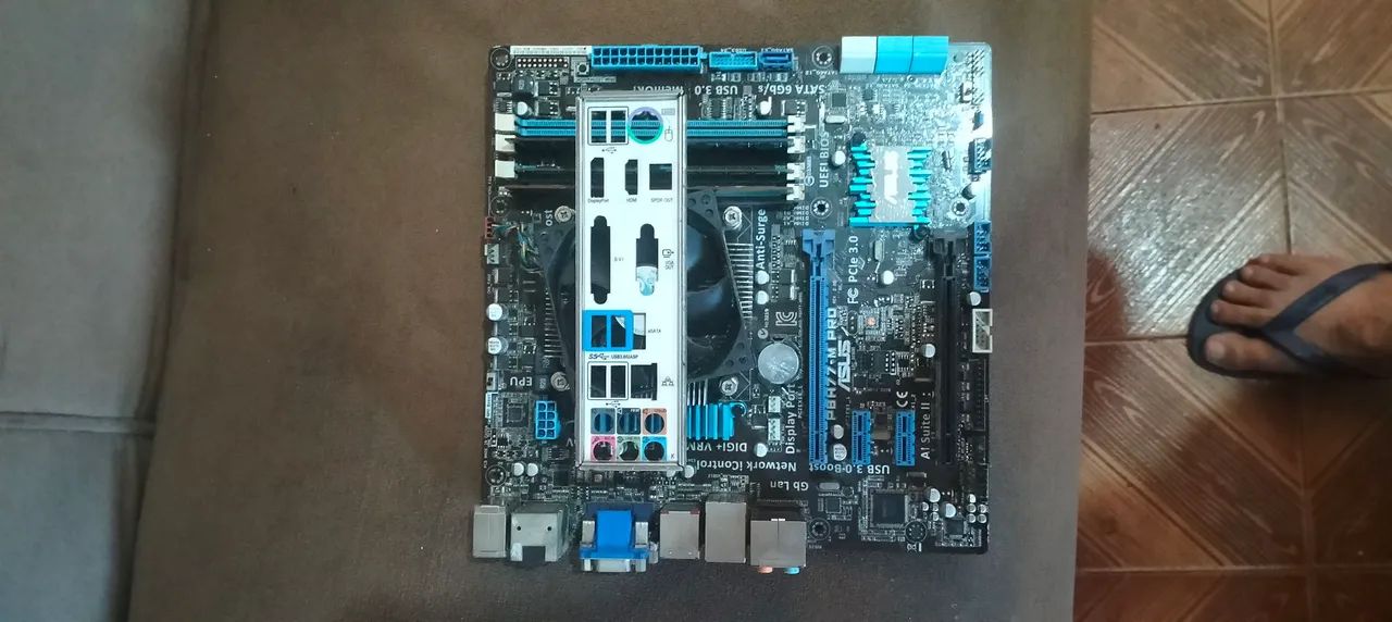 Placa Mãe ASUS P8H77-M PRO I7 3770s 16gb DDR3