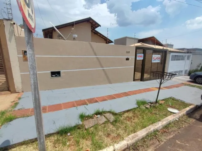 Ótima casa na região Morada Verde.