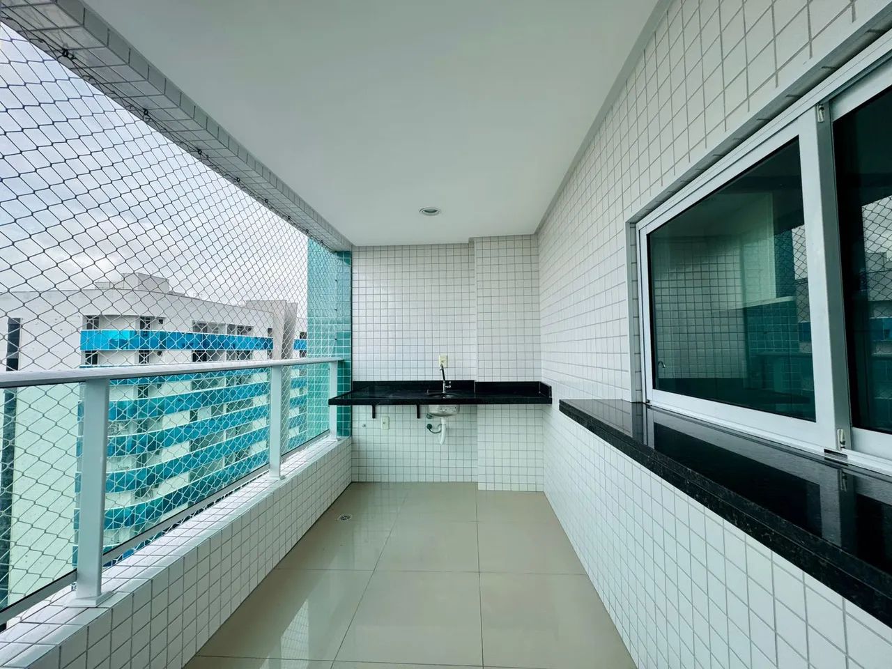 Vivendas Ponta do Farol  Apartamento com 03 quartos na Ponta do Farol TR209841 SLZ-9KCTB6