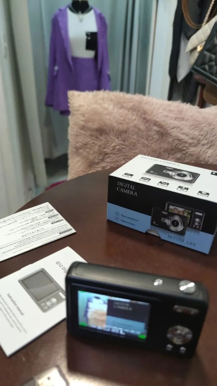 Câmeras Digitais Importadas 48Mpixels + Cartão 32GB + Cabo de carregamento USB C + Adaptad - Foto 4