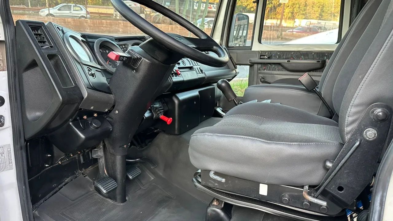 FORD CARGO 815/815 S/815 E Turbo 2p (diesel) - Foto 6