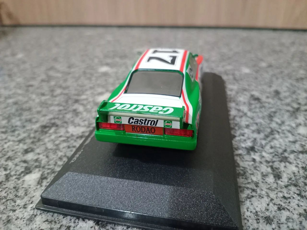 Miniatura Chevrolet Opala 1992 - Ingo Hoffmann - Castrol - Foto 2