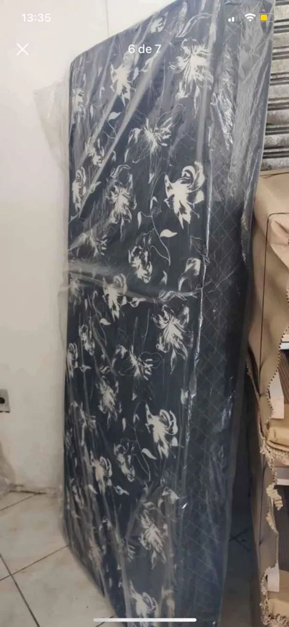 Colchão de solteiro disponível 1,88x 0,78