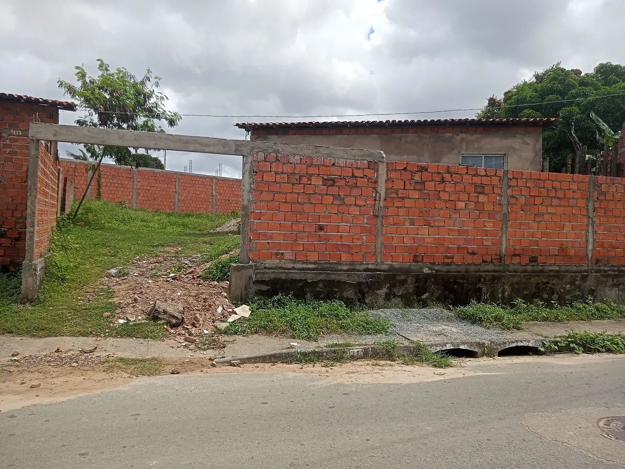 Casa a venda localizado bairro jardín Sao Raimundo próximo ao Mateus de São Raimundo