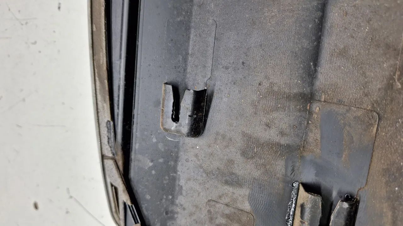 Aplique Traseiro Esquerdo Volkswagen Tiguan 2012  - Foto 9
