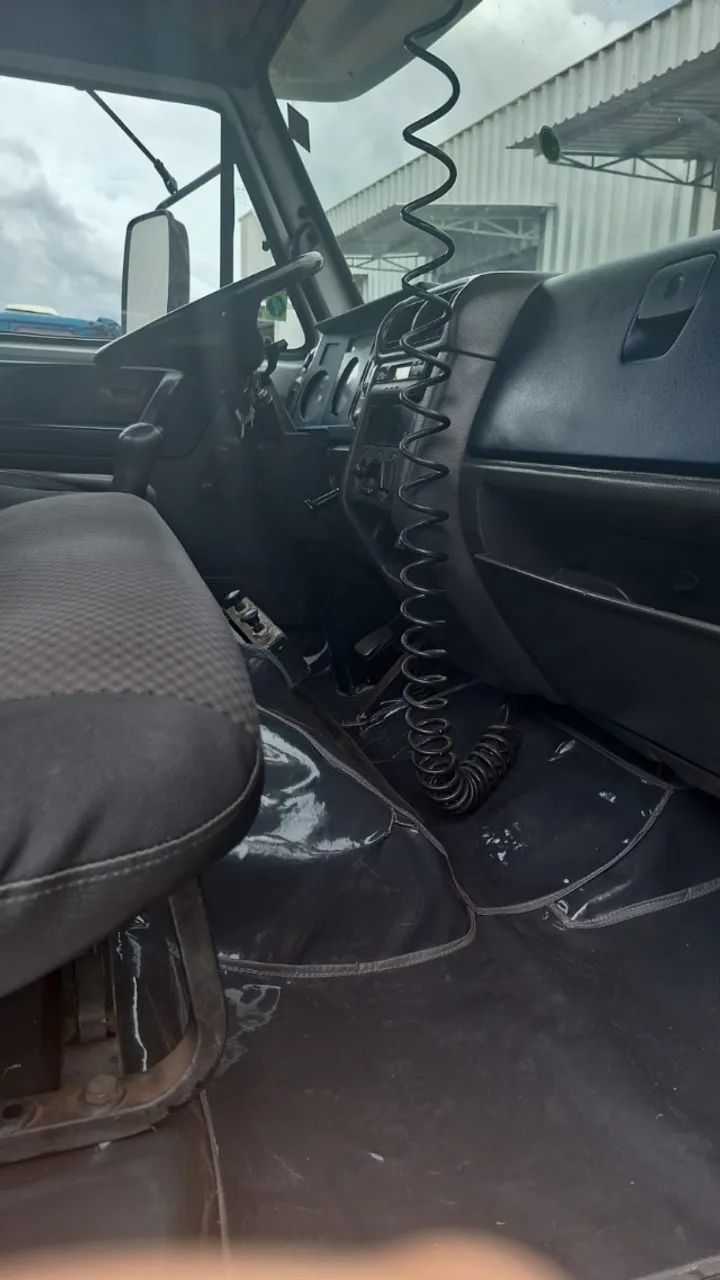 CAMINHÃO POLIGUINDASTE DUPLO ARTICULADO VW/17.180 EURO3 WORKER - Foto 3