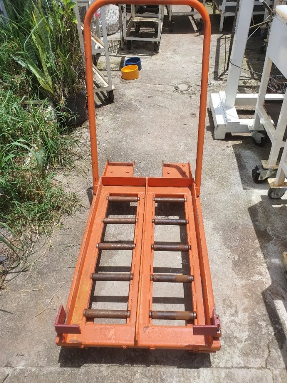 Carrinho para transporte de peças pesadas