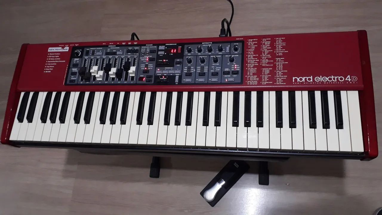 Teclado Nord Electro 4D SW61
