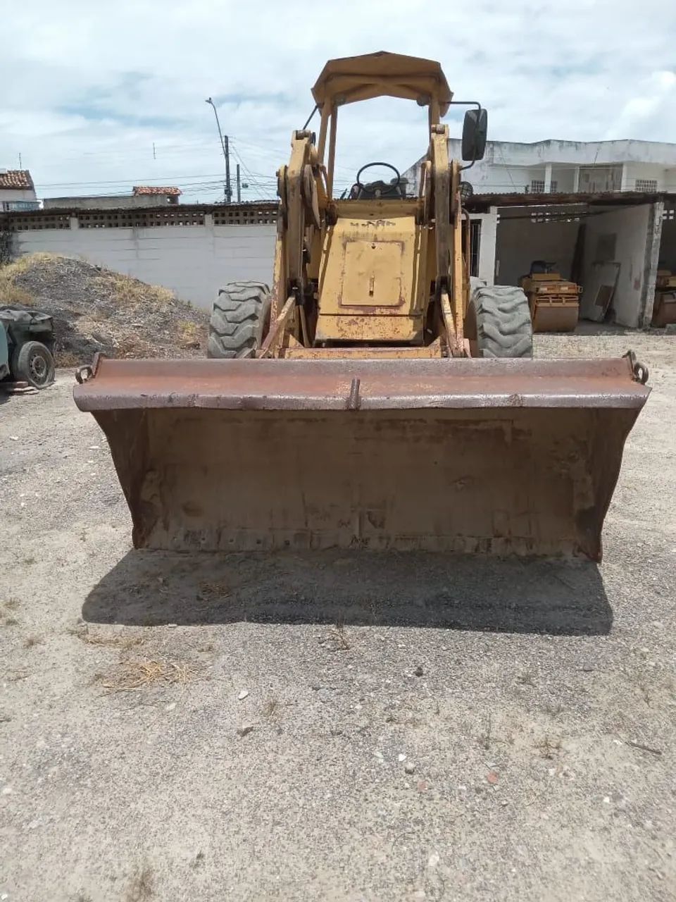 Pá Carregadeira Michigan 75III 