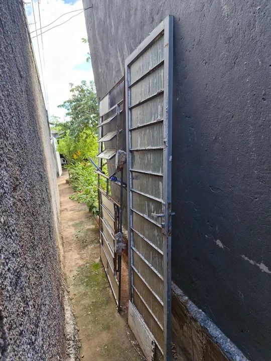 Porta e janela.  - Foto 2