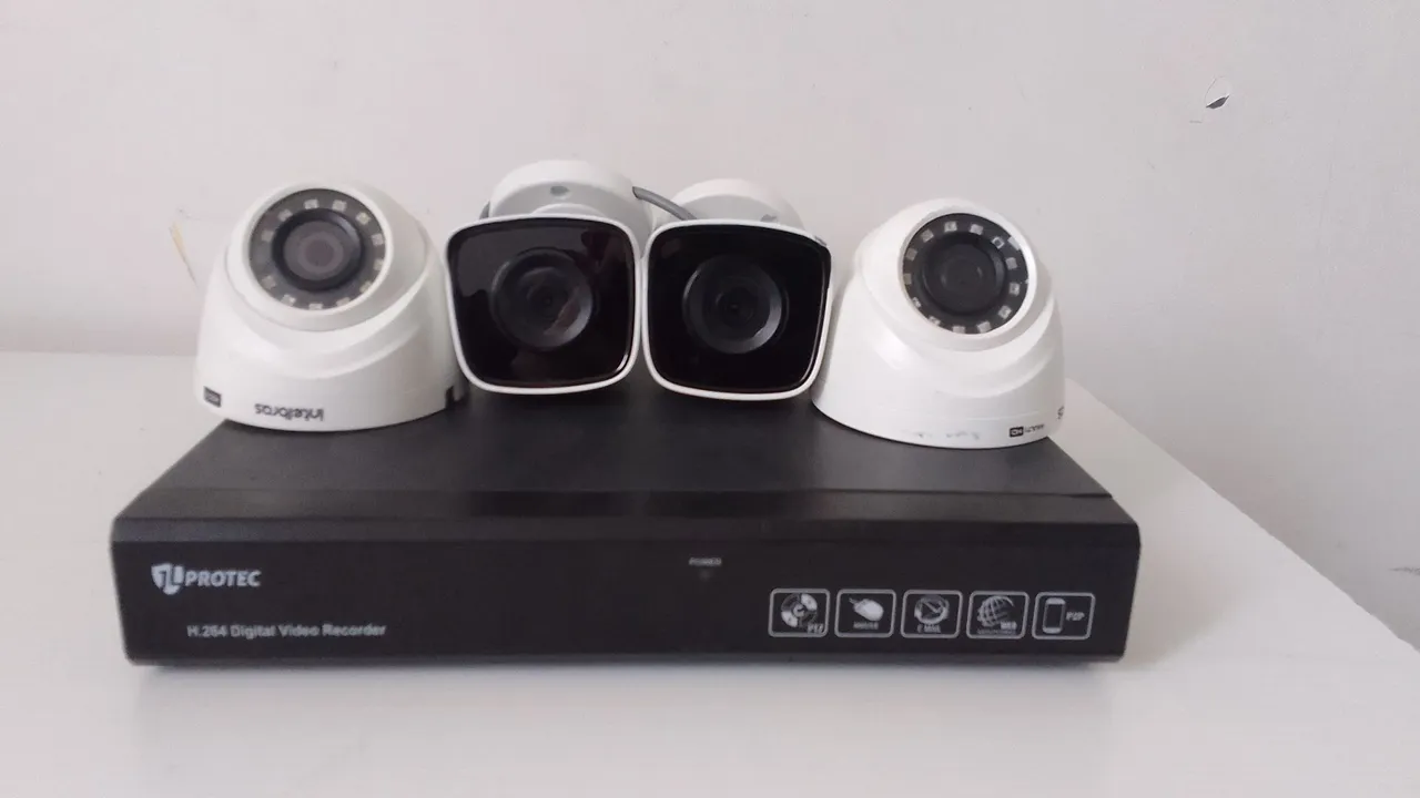 Kit CFTV Completo com 4 Câmeras e DVR