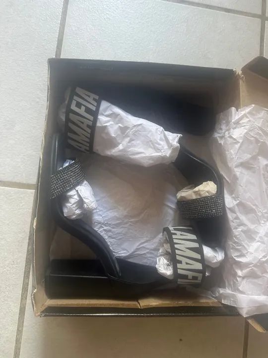 Sandália Salto Grosso Labellamafia - Foto 3