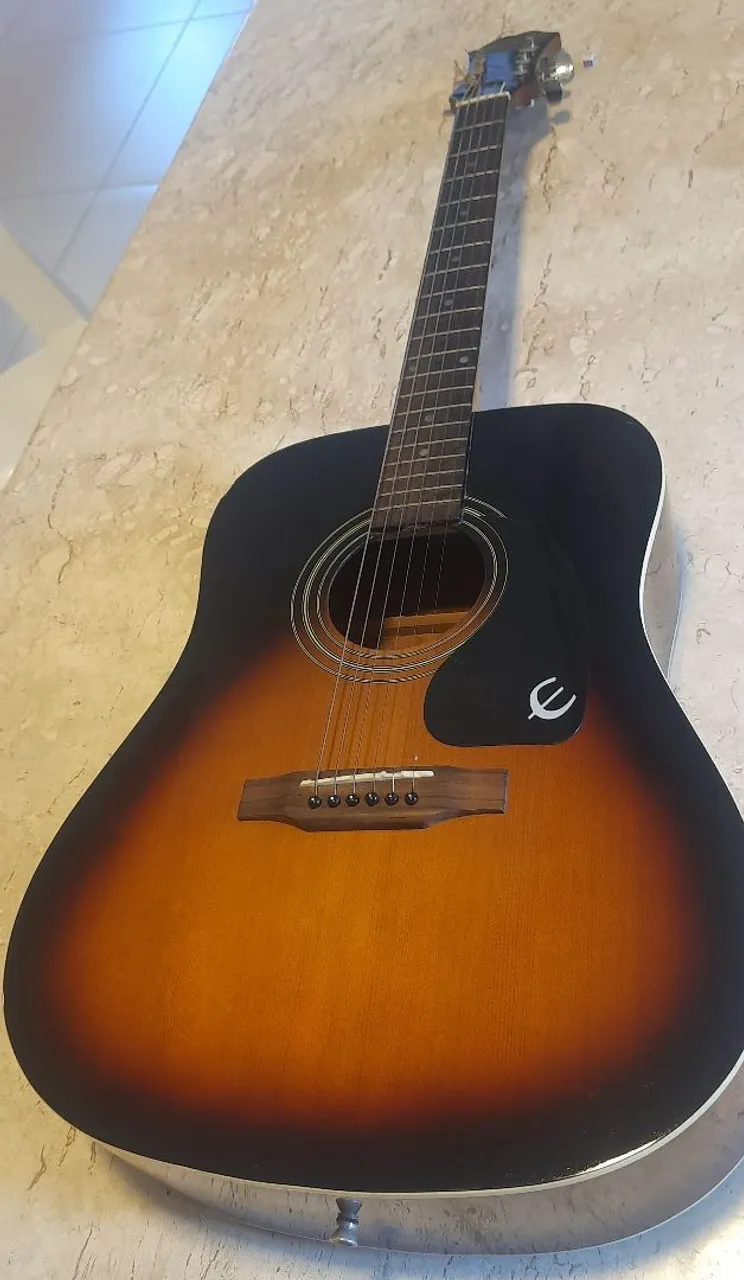 Violão Epiphone Sunburst