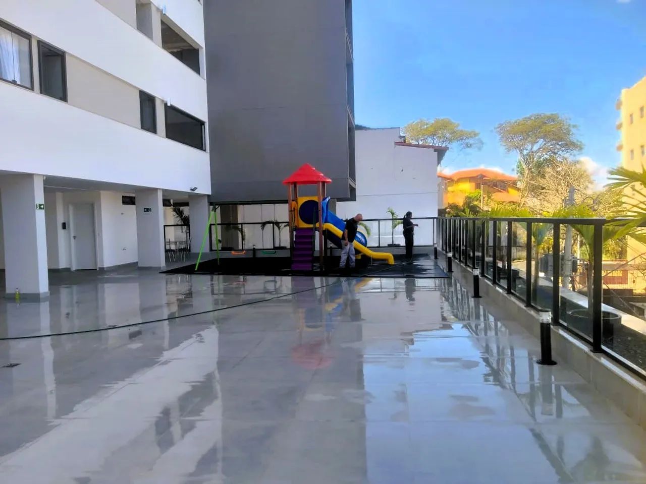 Apartamento com 3 Quartos e 2 Vagas de Garagem, à venda no bairro Granbery, Juiz de Fora - - Foto 4