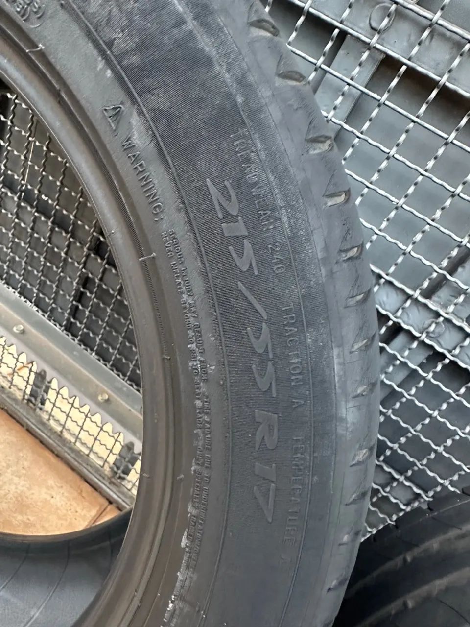 Pneu Michelin 215/55 17 Honda HRV - Foto 5