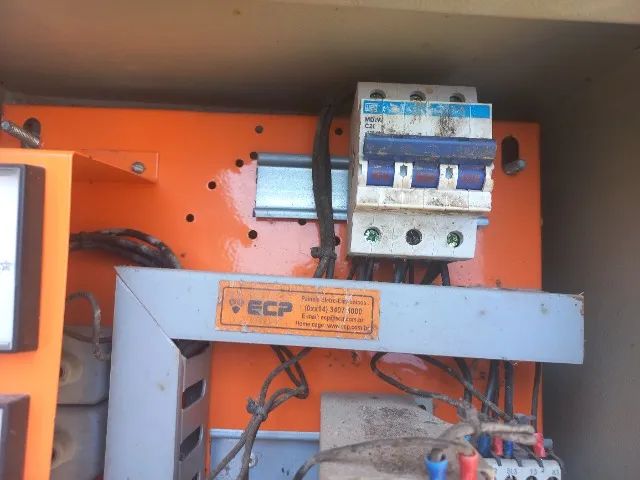 Bomba Submersa ebara HP:1,5 4bps1-26 220v FASES: 3 c/ Painel de Força - Foto 3