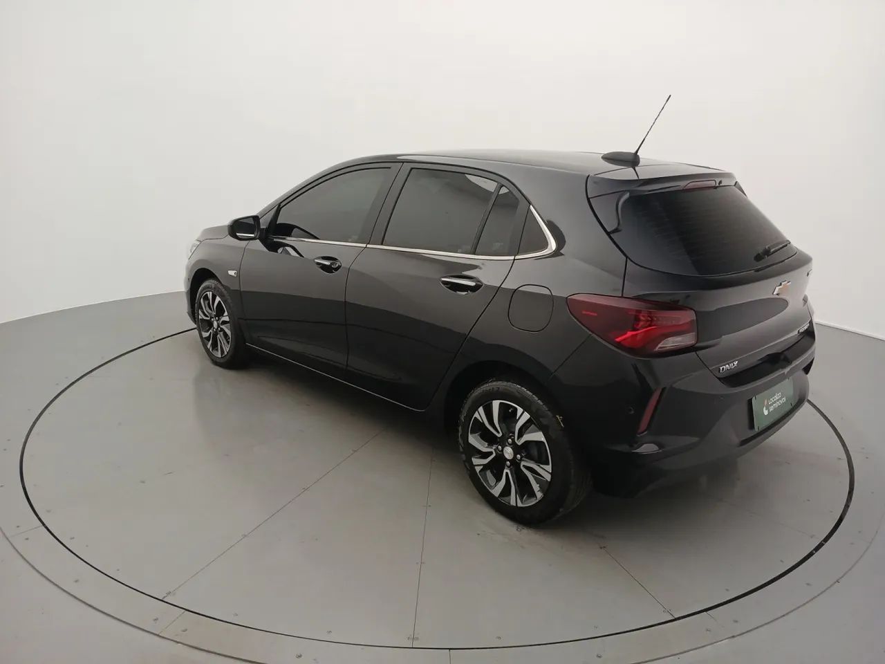 Chevrolet Onix HATCH PREMIER 1.0 12V TB FLEX AUT. 4P, foto 3 de 18