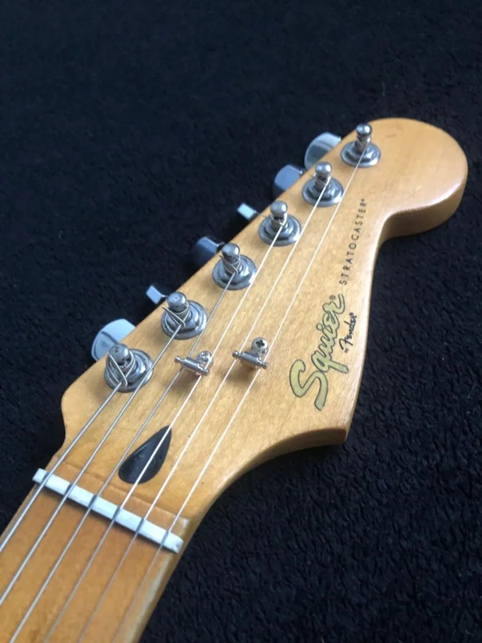 squier stratocaster deluxe