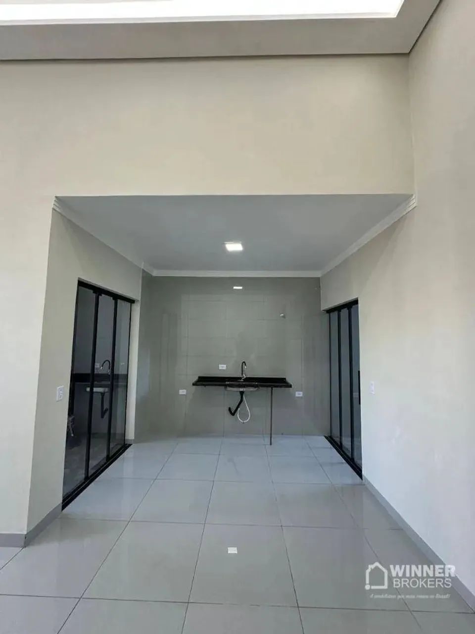 Casa com 3 dormitórios à venda, 85 m² por R$ 378.000,00 - Jardim Panorama - Sarandi/PR - Foto 2