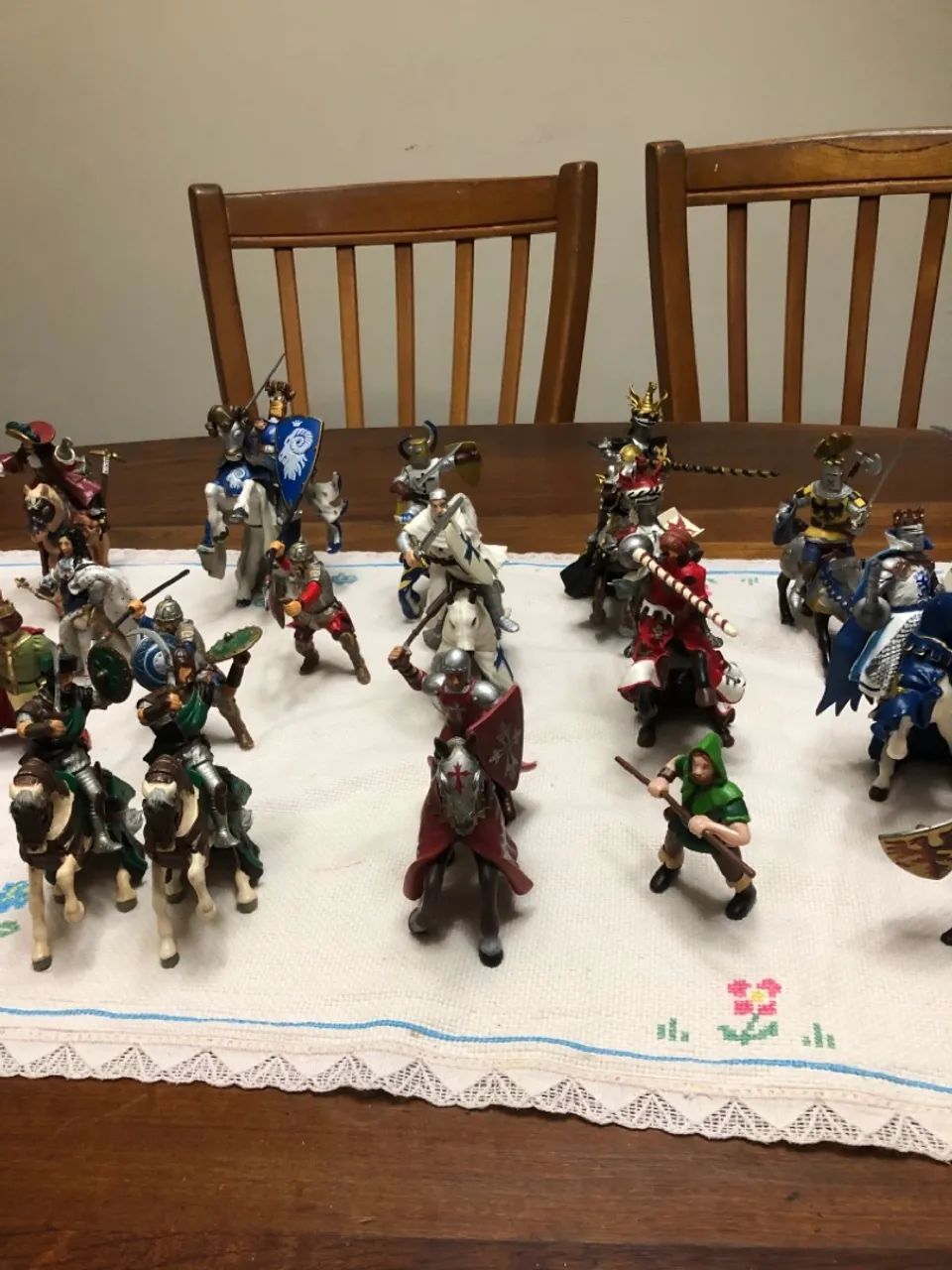Conjunto de cavaleiros medievais Papo, itens raros e colecionáveis  - Foto 3