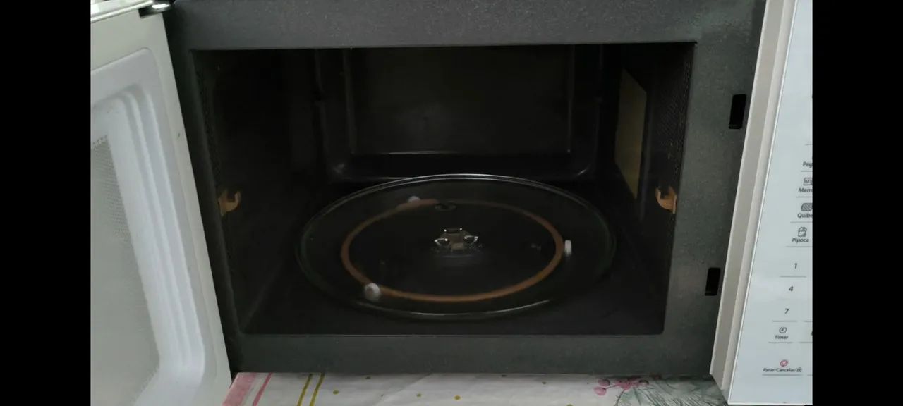Microondas Panasonic Seminovo nnst65lwrun - Foto 3