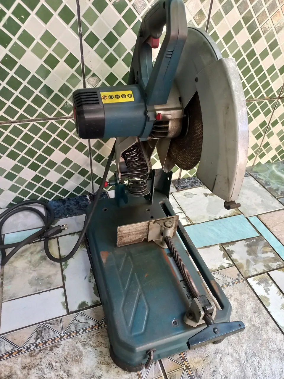 Policorte 14" 2.400w 110volts