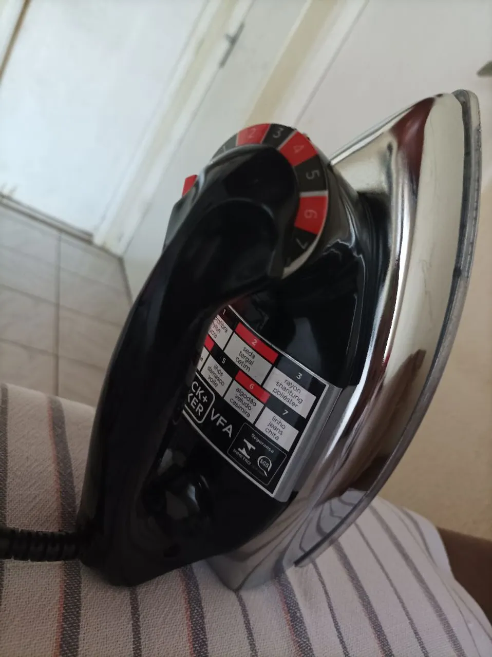 Excelente Ferro Black & Decker Seminovo