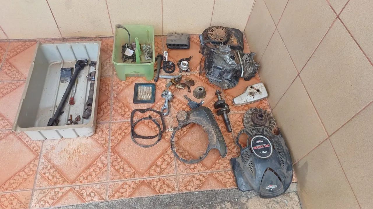 Motor de cortador de grama robusto 