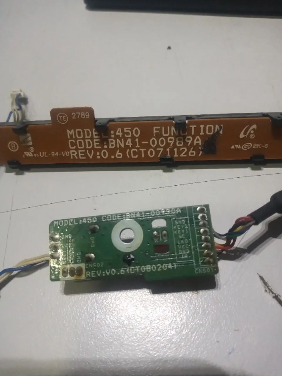 Placa sensor do cr e teclado tv sansumg Ln40b530p2m - Foto 3