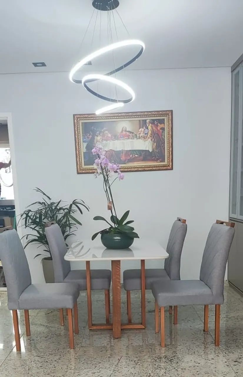 Dining Table and Chairs Set – Modern and Elegant!64739708485378120