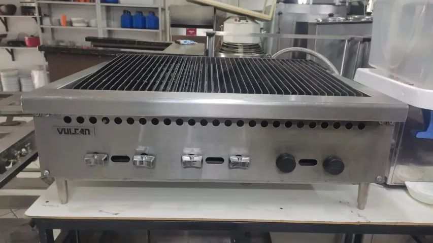 Broiler Vulcan 6 queimadores 