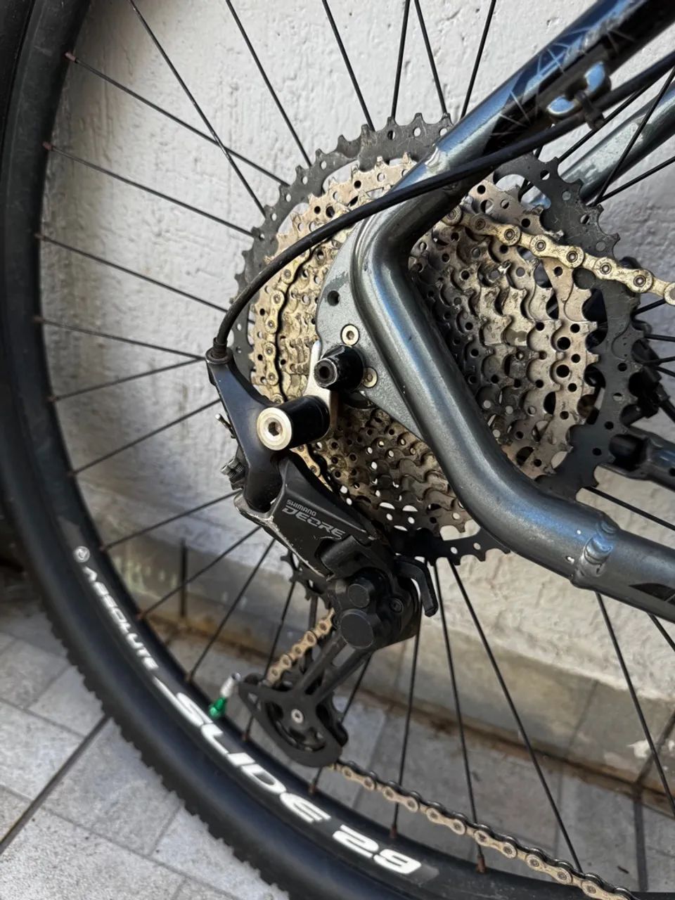 Bicicleta First aro 29 tubeless  - Foto 4