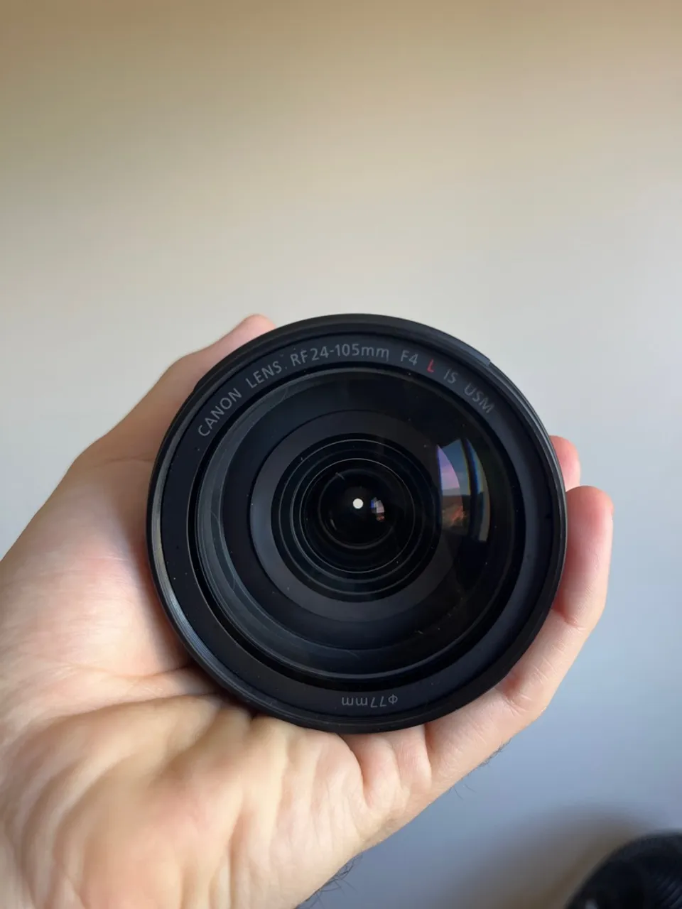 Lente Canon RF 24-105mm F4 L IS USM