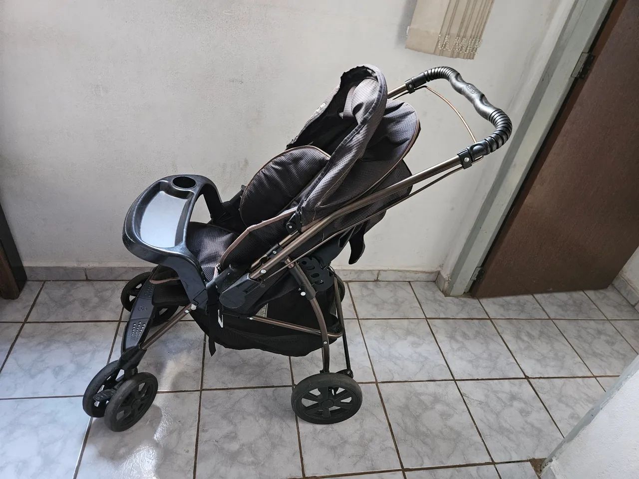Carrinho de Bebê Usado
