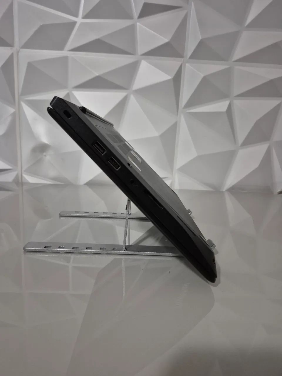 Notebook Lenovo ThinkPad E470 - Intel Core i5, 8GB RAM, SSD 240GB - Foto 3