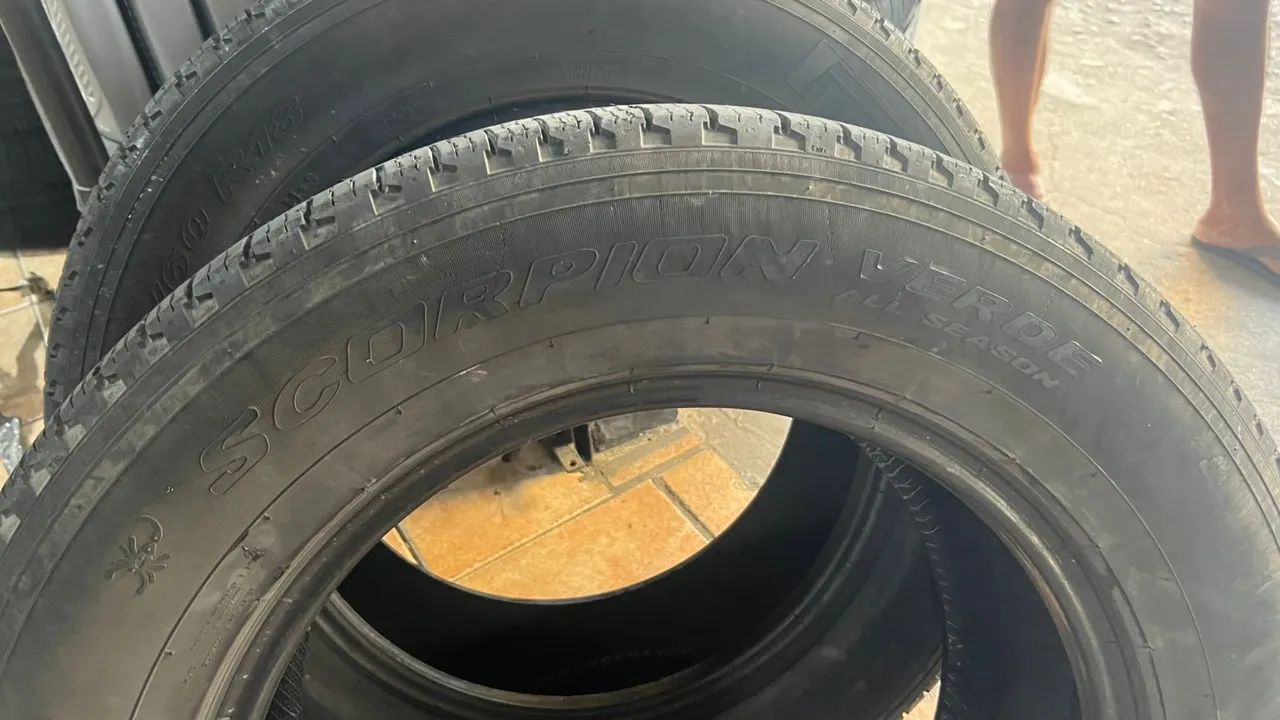 Pneu 265/60 R18 400 reais CADA PAR - Foto 4