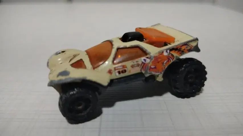 Miniatura Jungle 11 - Da'kar Hot Wheels 1/64