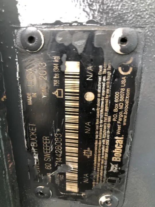 Vassoura BOBCAT ORIGINAL - Foto 3