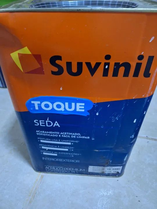 Tinta Acetinado branco neve Suvinil toque de seda